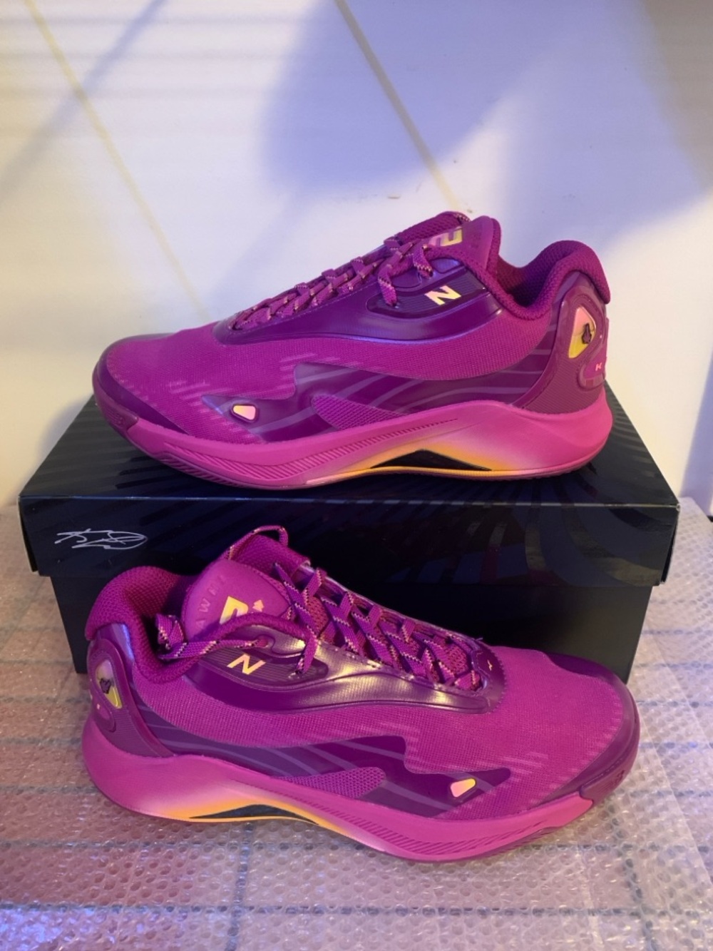 New Balance KAWHI 4 Purple Punch BBKLSGY4 - Men’s Size 7 2E Wide